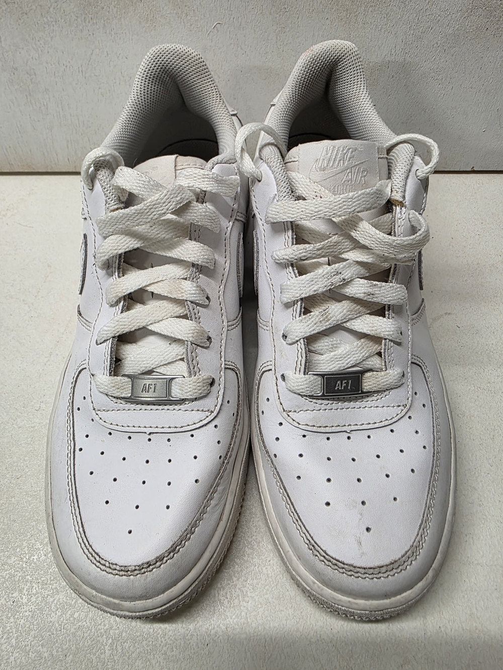 Nike Air Force 1 Low GS Triple White 314192-117 Size 7Y AF1 Sneakers Used
